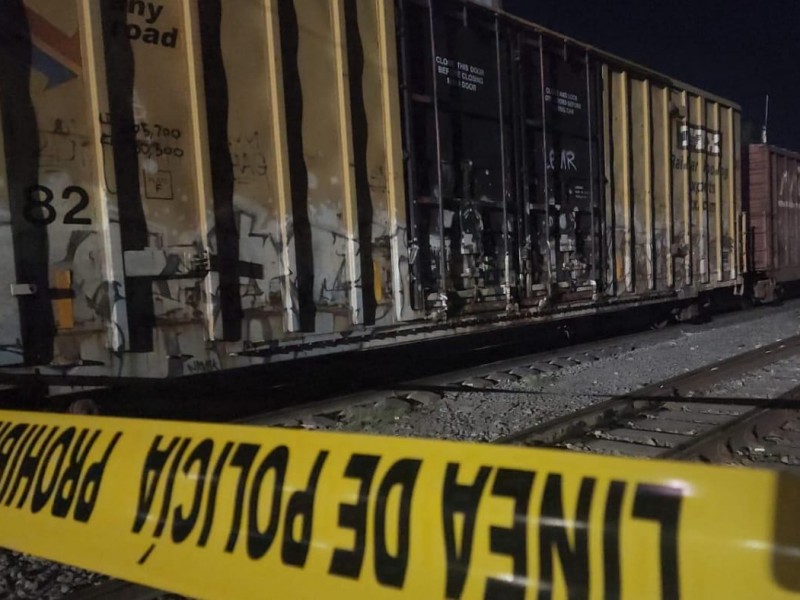 Hallan tres cuerpos en vagón del tren