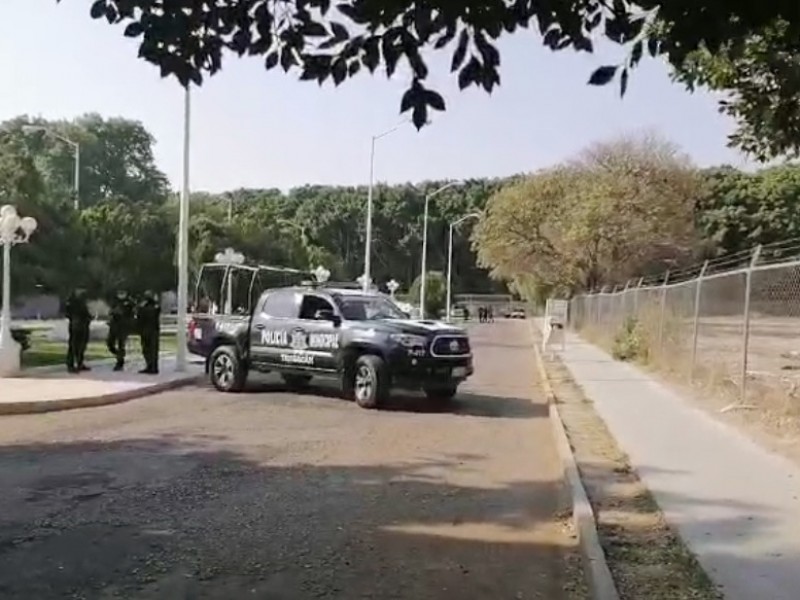 Hallan un feto en parque de Tehuacán