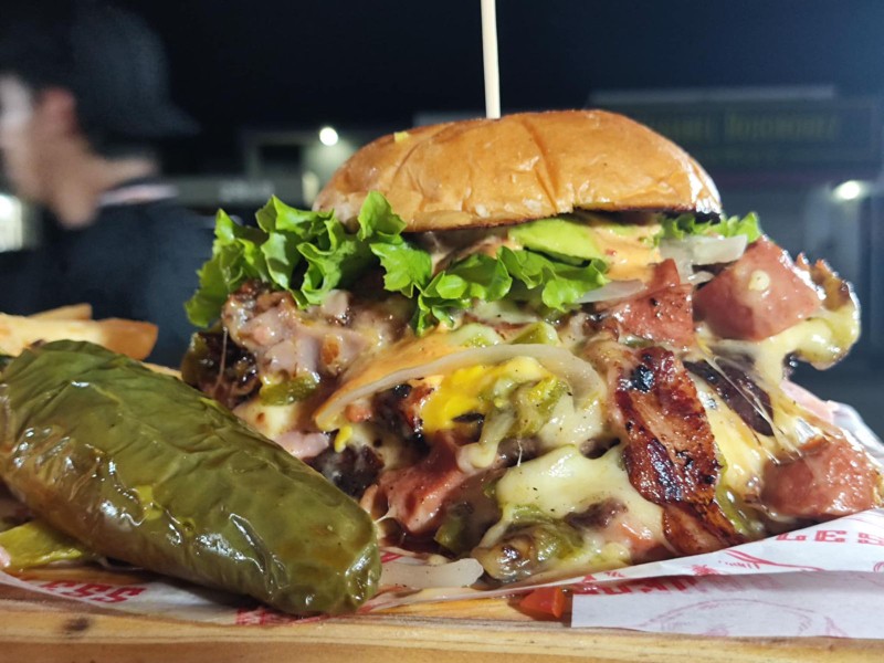 Hamburguesa ranchera, un gusto culposo irresistible