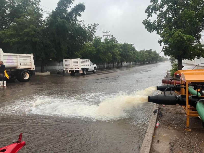 Han caído 203 milímetros de lluvia acumulada en Los Mochis