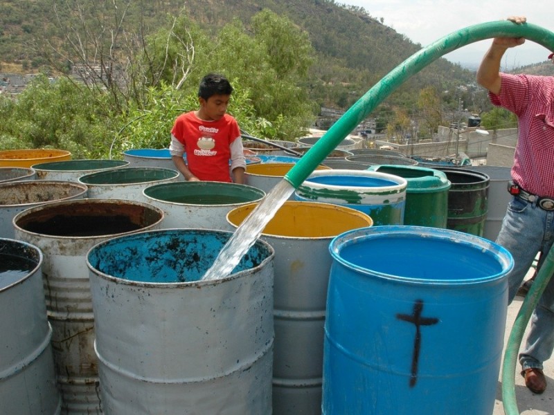 Han tenido más opción que comprar agua de las purificadoras