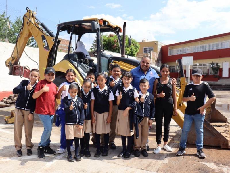 Harán trabajos de rehabilitación en escuela de Jacona