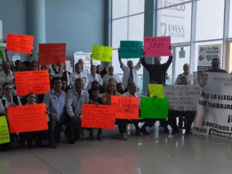 ¡Hartazgo total! Paran labores en Centro de Salud en Los Mochis