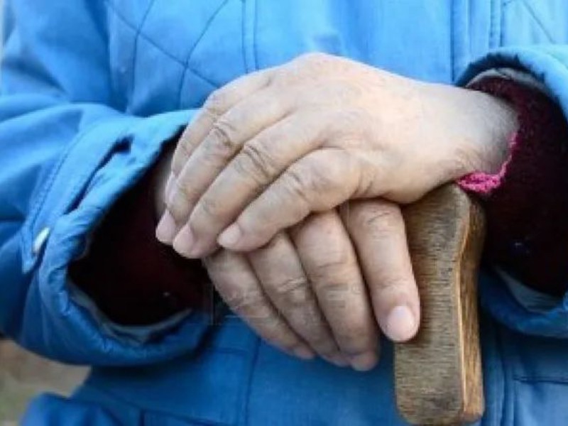 Hasta 10 años de cárcel por quitarle el dinero a los abuelitos