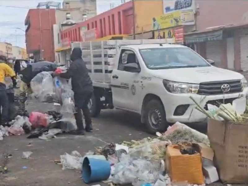 Hasta 3 toneladas de basura extra se recogio