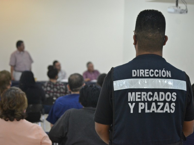 Hasta 800 pesos cobraban organizadores de bazares a emprendedores