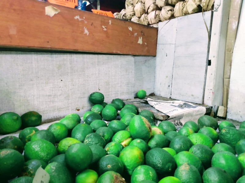 Hasta en 80 pesos ofertan el kilo del limón