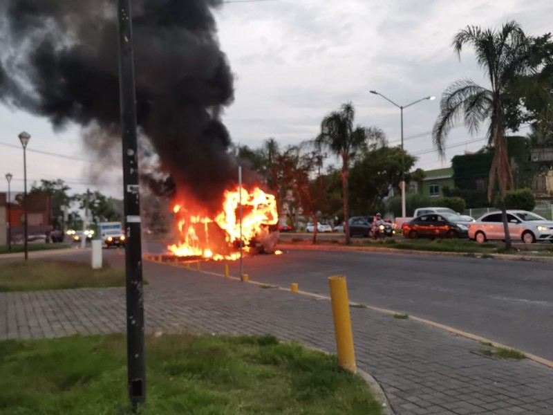 Operativo federal en Cuquío deriva en bloqueos en Zapopan