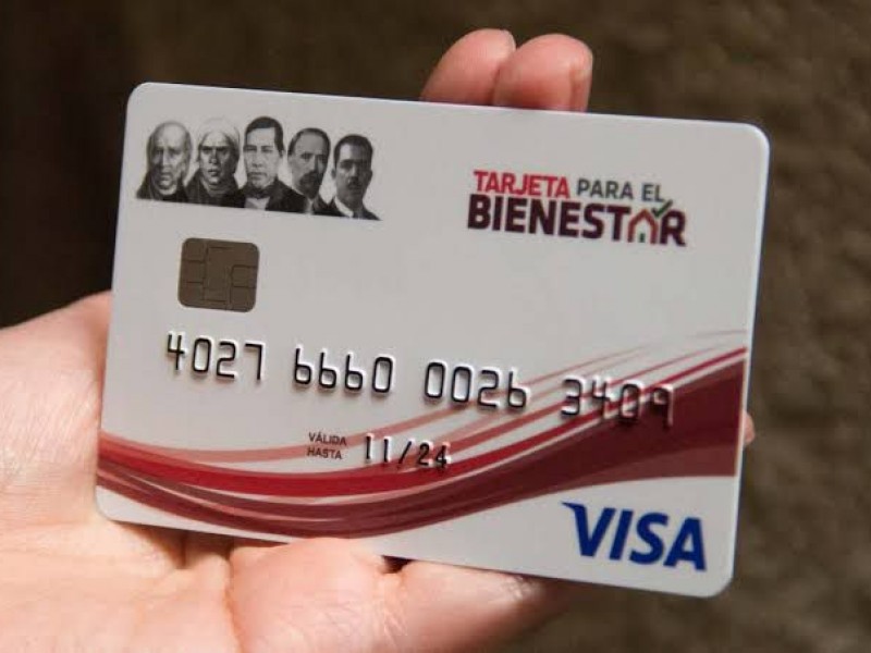 Hay escasez de tarjetas del Bienestar por falta de chips