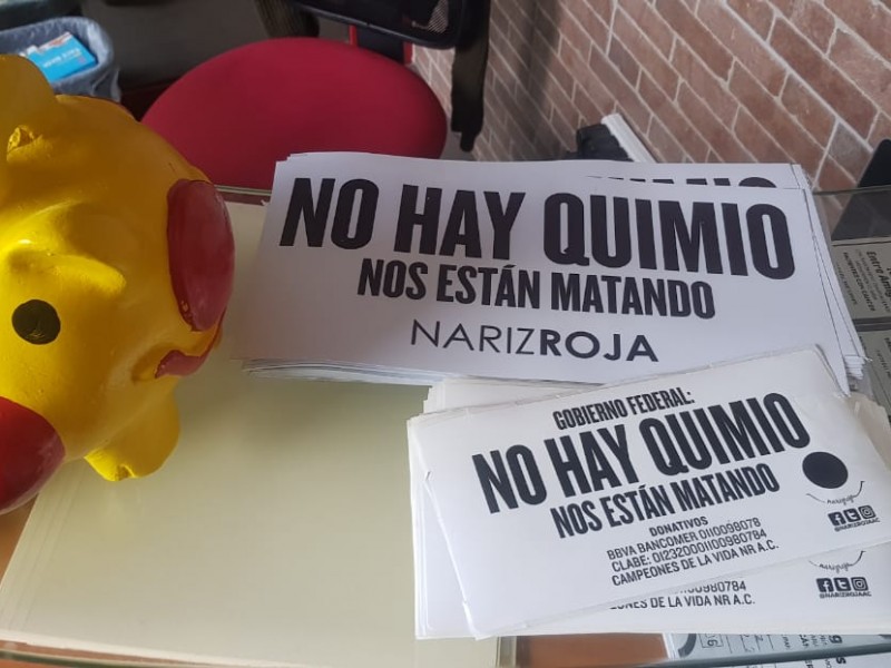 Hay gente muriendo por falta de medicamentos; Nariz Roja