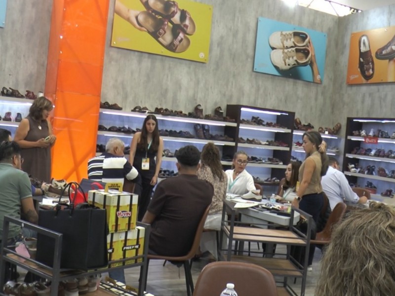 Hay incertidumbre entre fabricantes de calzado ante medidas arancelarias