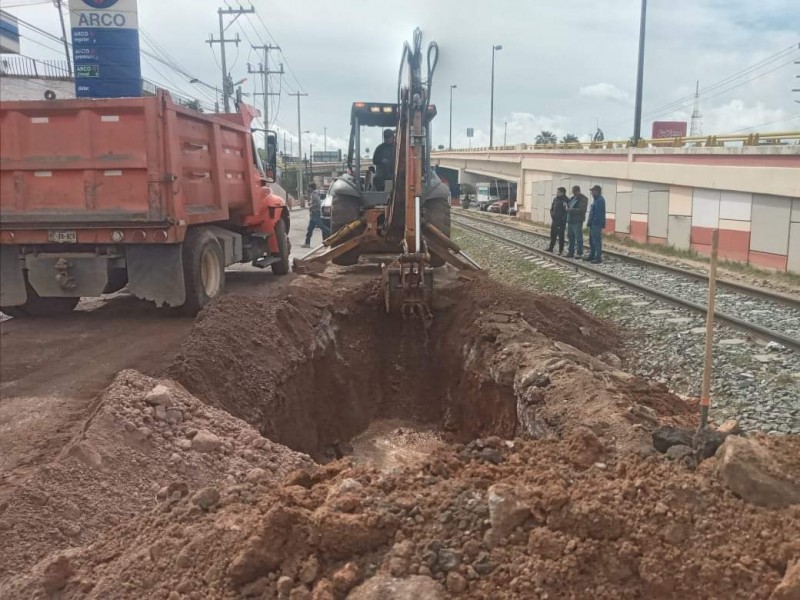 Hay retrasos en rehabilitacion de la calle Ruiz Cortines