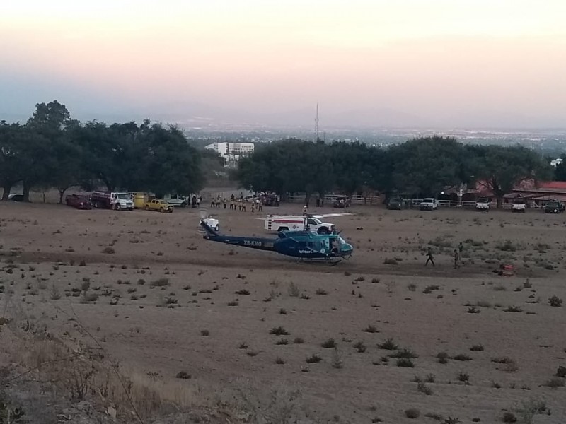 Helicópteros reanudan combate al fuego en La Primavera