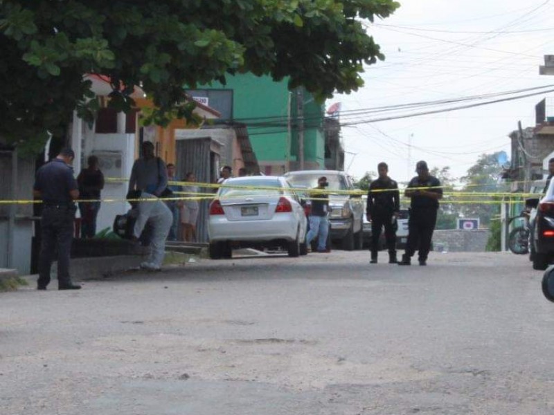 Hieren a persona en asalto en Palenque