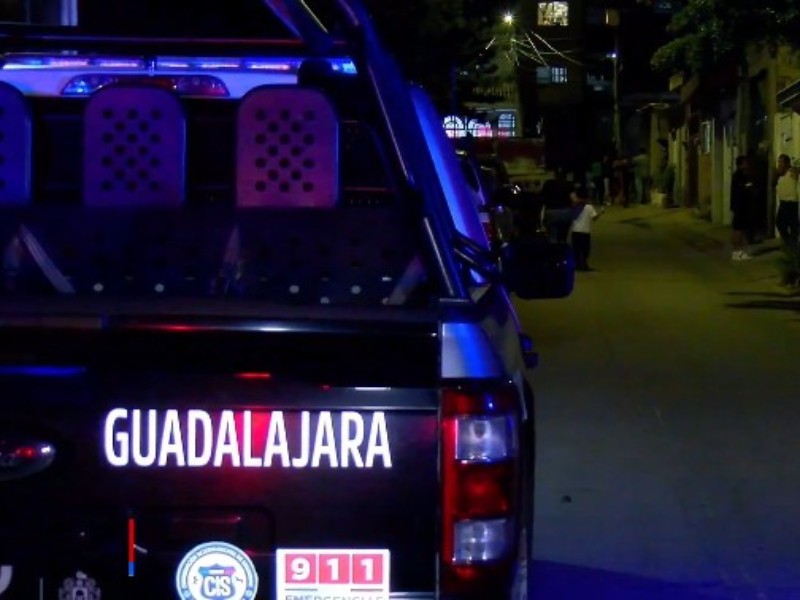 Hieren de bala a un hombre durante asalto a una vivienda