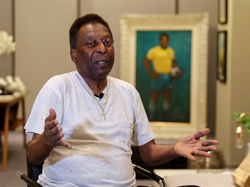Hija de Pelé aclaró que hospitalización no es nada grave