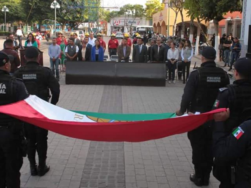 Historia de la bandera siera en Tehuacán
