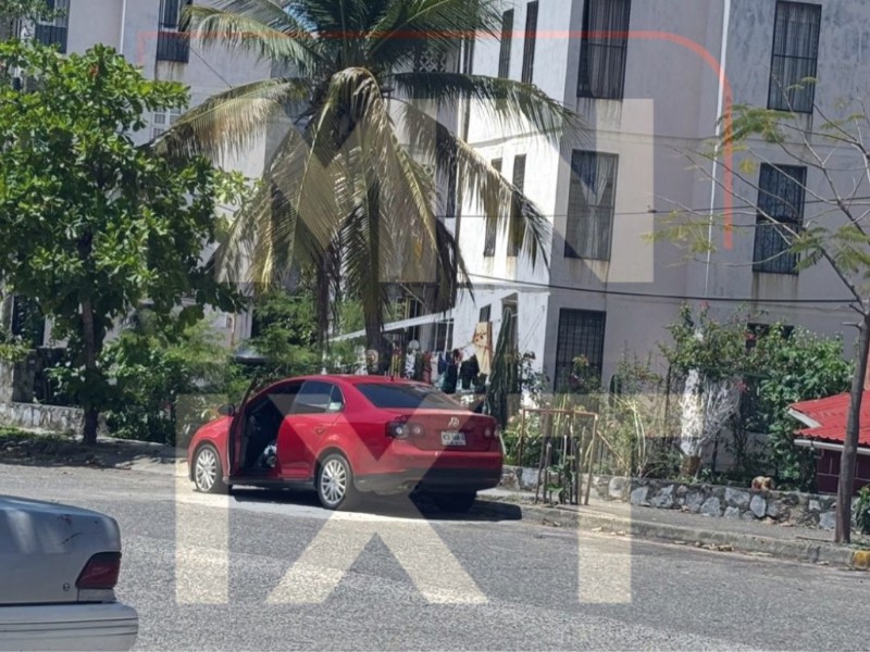 Hombre asesinado dentro de su vehículo en Infonavit El Hujal