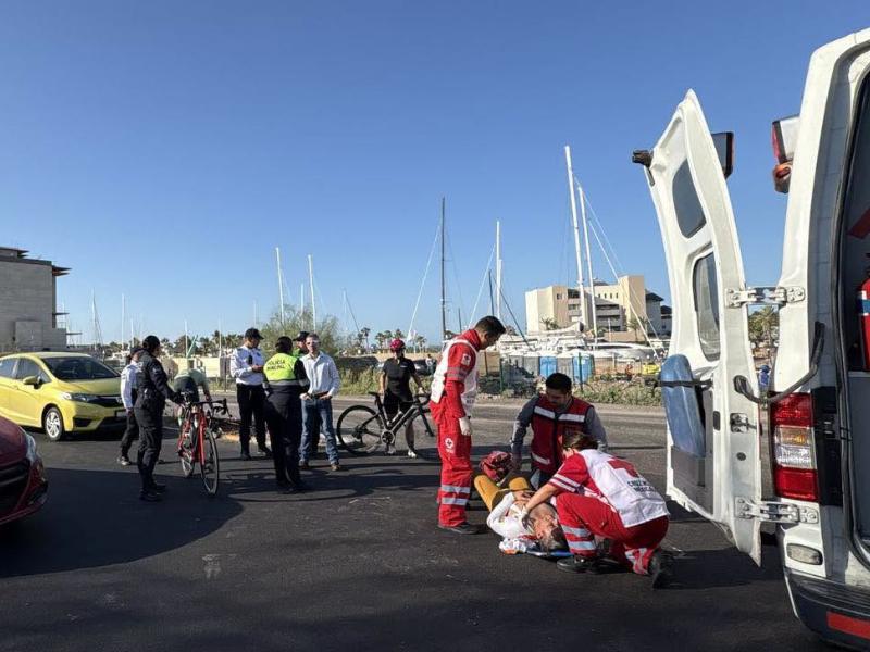 Hombre de 42 años resulta lesionado tras atropellamiento en malecón