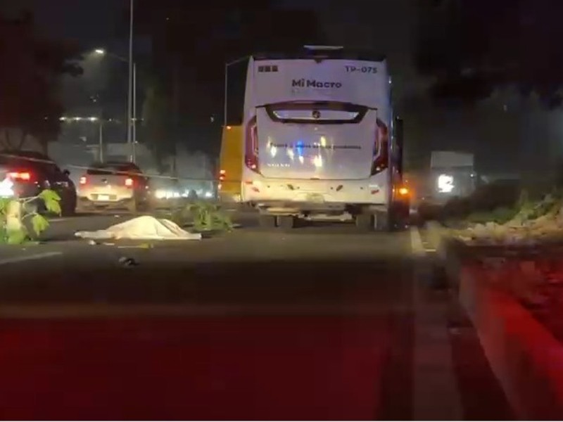 Hombre de la tercera edad murió atropellado por Macrobús