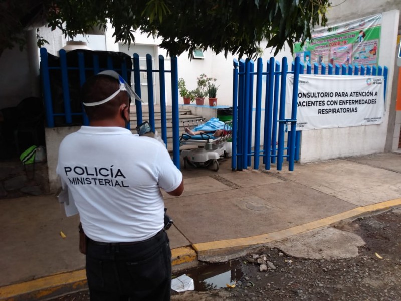 Hombre muere afuera del hospital de Zihuatanejo sospechoso a Covid-19