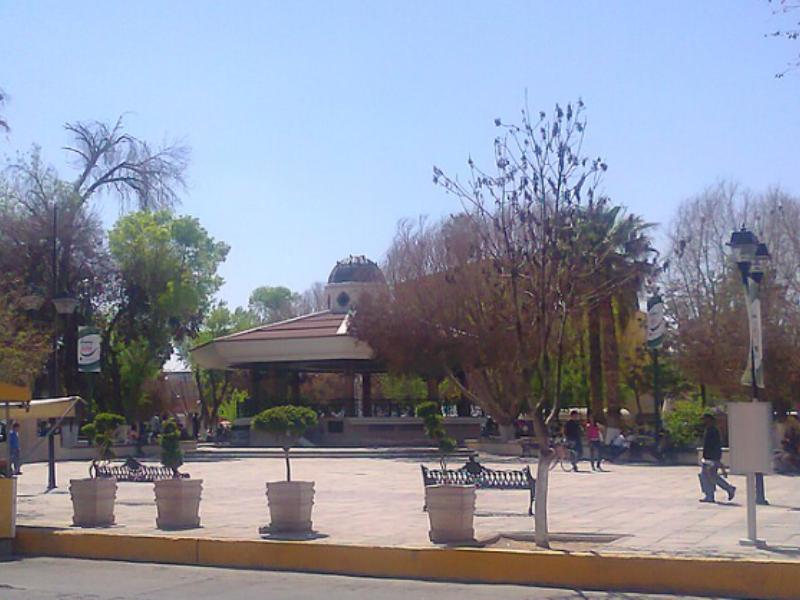 Hombre muere por descarga eléctrica y caída en Gómez Palacio