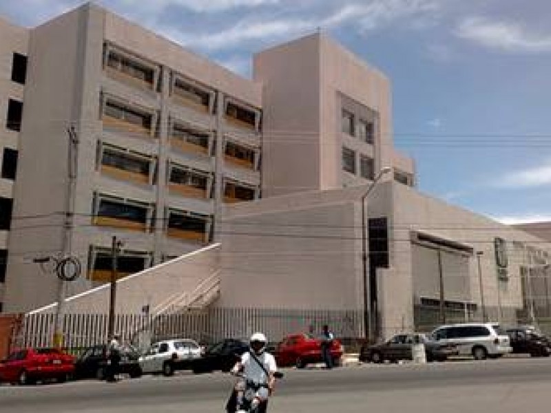 Hombre que intentó huir de IMSS no es paciente Covid-19