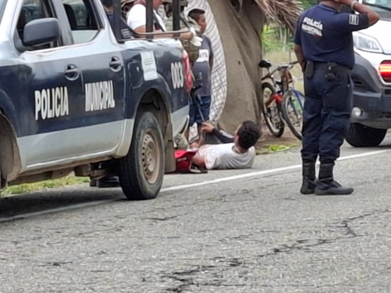 Hombre resulta herido con machete tras riña en Tehuantepec