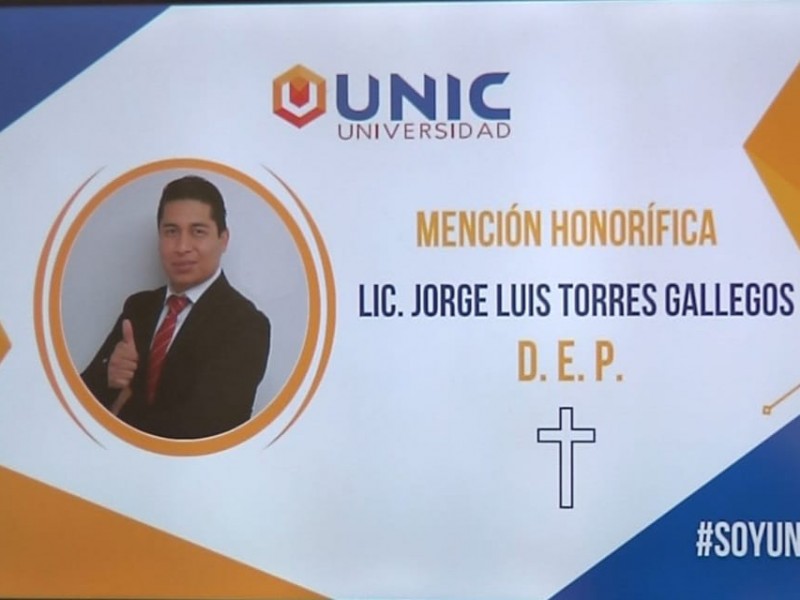 Homenaje a Jorge Luis, estudiante de UNIC fallecido por COVID19