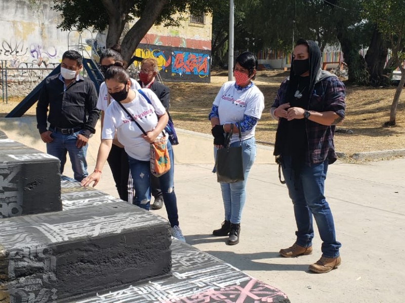 HOMENAJE A MARIA MONSERRAT, VÍCTIMA DE FEMINICIDIO