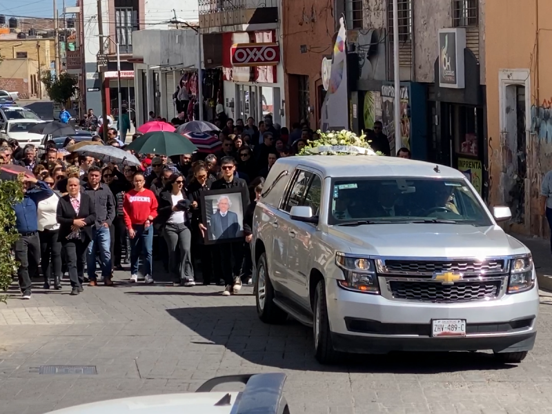 Homenaje póstumo a servidor público de Fresnillo: Familiares lamentan asesinato