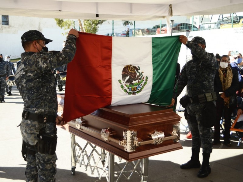 Homenajean a policía asesinado en Guadalupe
