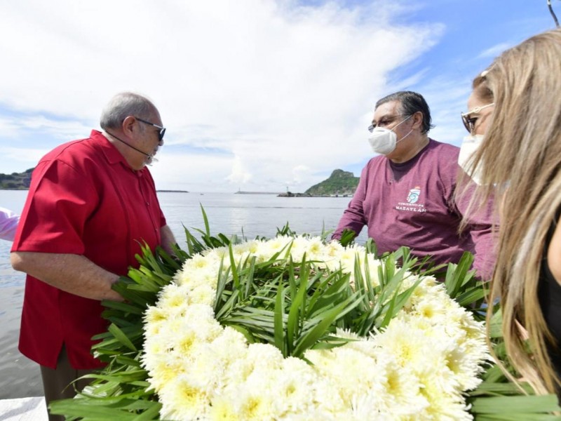Honran memoria de pescadores fallecidos por huracán Ismael