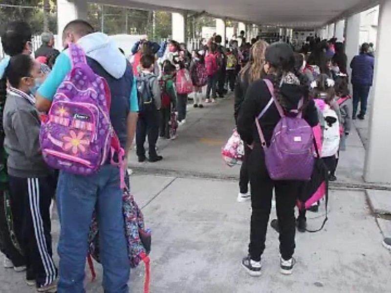 Horario de invierno para escuelas inicia el lunes Horario de invierno para escuelas inicia el lunes