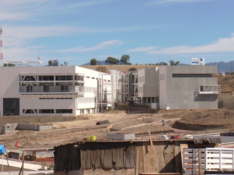 Hospital Civil e infantil previstos para el verano