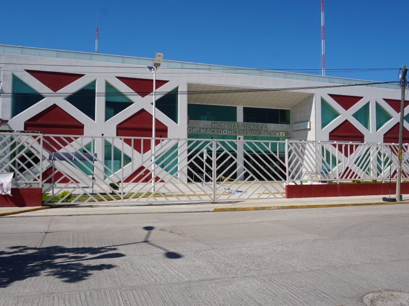 Hospital de Juchitán sólo urgencias; 46% de personal con Covid