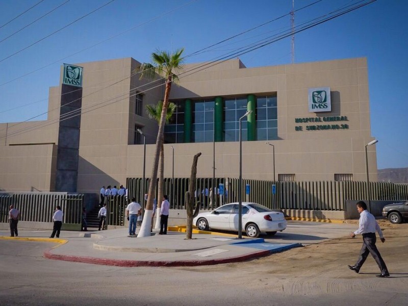 Hospitales tienen que adaptar instalaciones para recibir mas pacientes covid