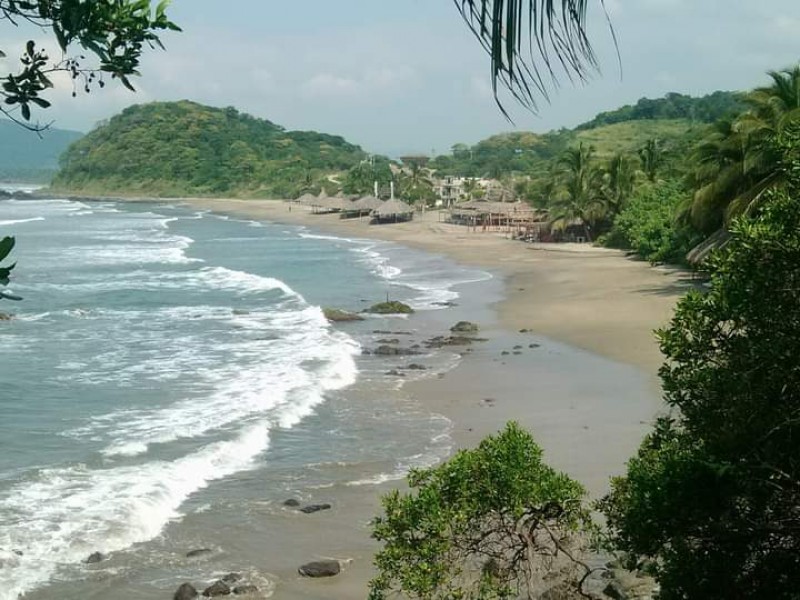 Hoteleros de Bahías de Papanoa celebra retiro de bloqueo carretero