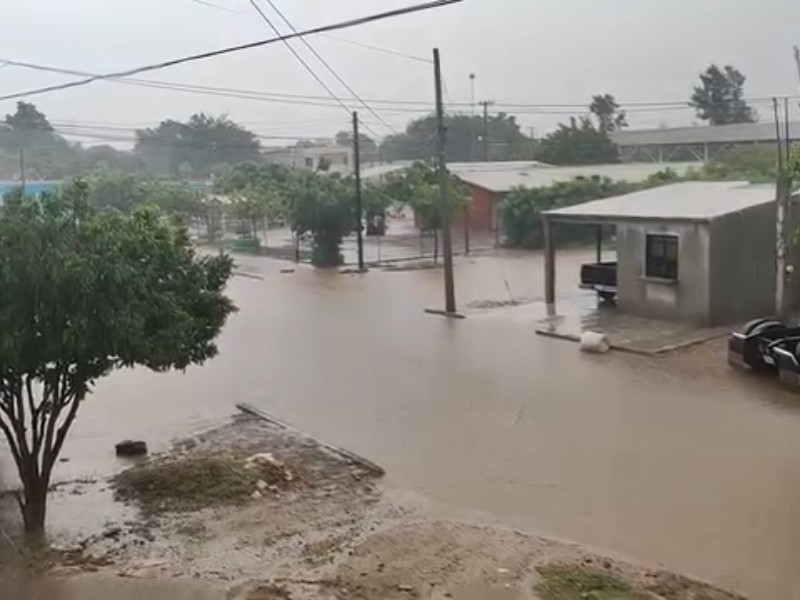 Huatabampo y Álamos reciben lluvias intensas, sin afectaciones