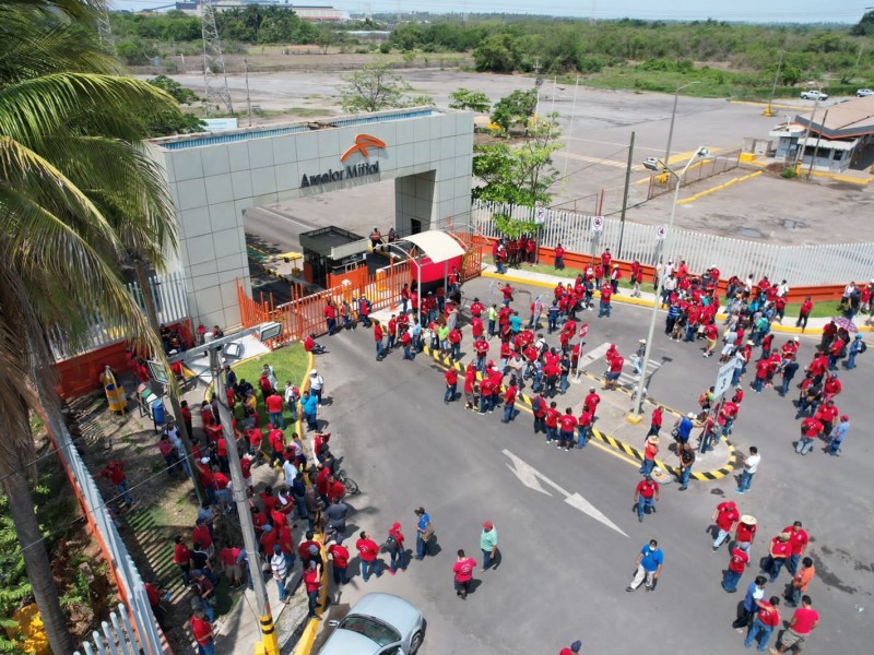 Huelga en ArcelorMittal genera repercusiones en el sector industrial