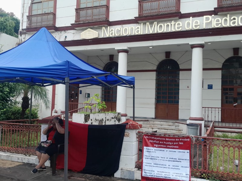 Huelga en Nacional Monte de Piedad cumple 10 días en Veracruz