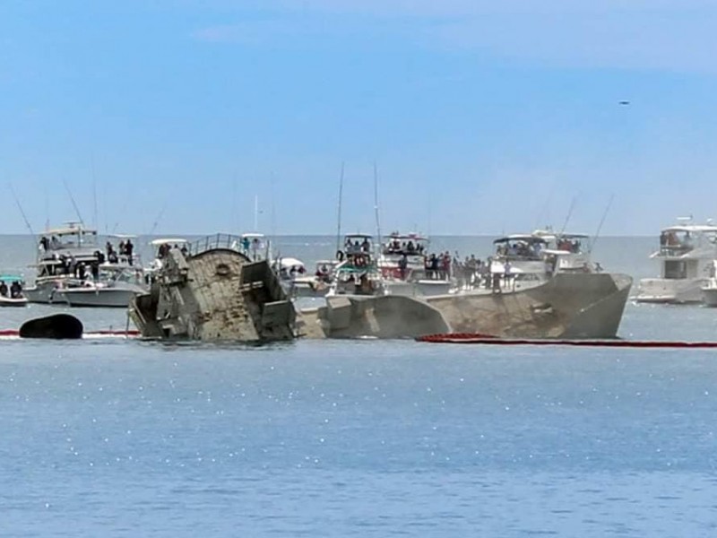 Hunden buque ex Santos en San Carlos, será arrecife artificial