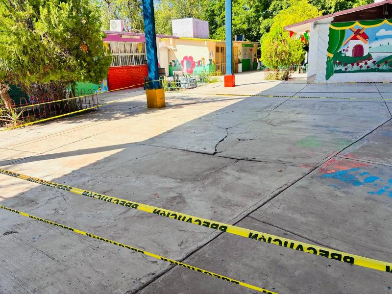 ¡Sin solución! Hundimiento mantiene riesgo en preescolar de Los Mochis