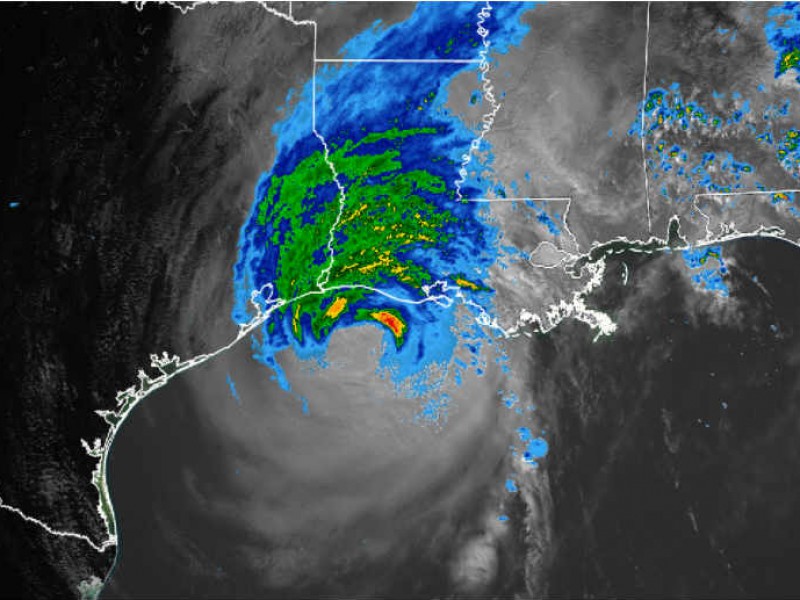 Huracán Delta se degrada a tormenta tropical