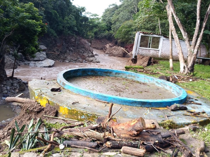 Huracán Lidia afectó carreteras, cultivos y El Salto en Minatitlán