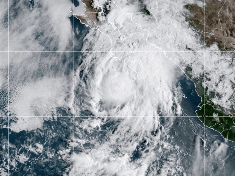 Huracán Lorena se degrada a tormenta tropical