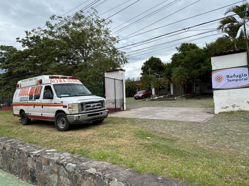 Huracán Simón podría generar mayores afectaciones en Colima; autoridades se preparan