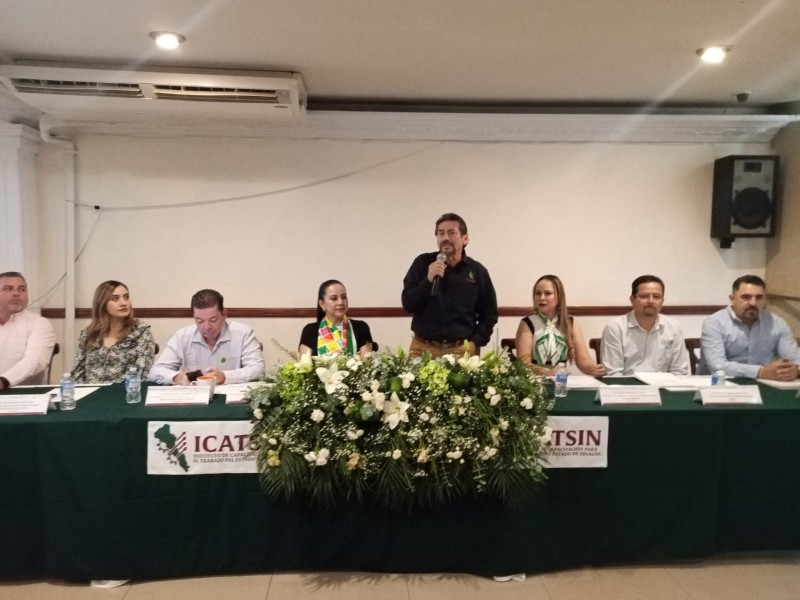 ICATSIN firma convenio de colaboración con asociaciones de Los Mochis