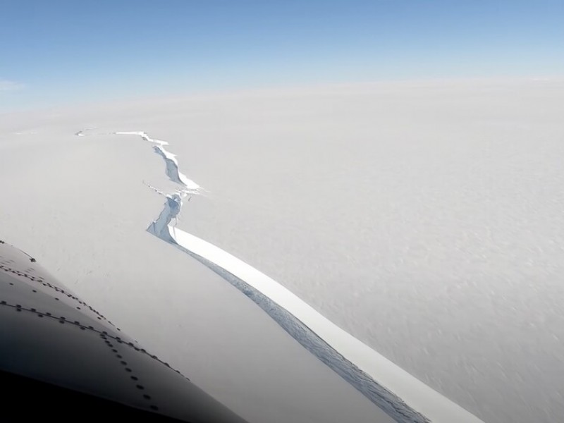 Iceberg del tamaño de Londres se desprende en la Antártida