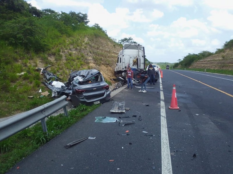 Identifican a víctimas del accidente en la Tuxpan-Tampico